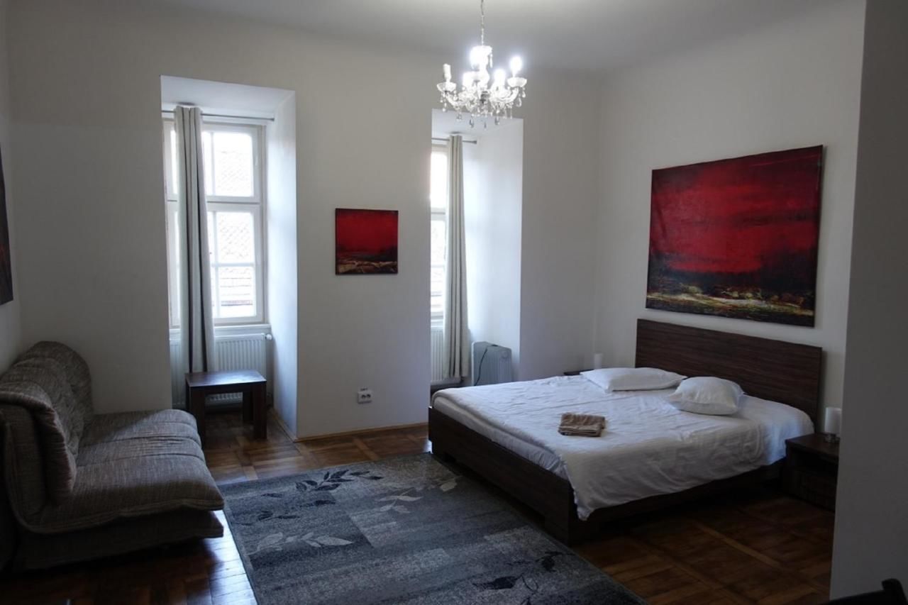 Гостевой дом Casa Sforii Brasov Брашов