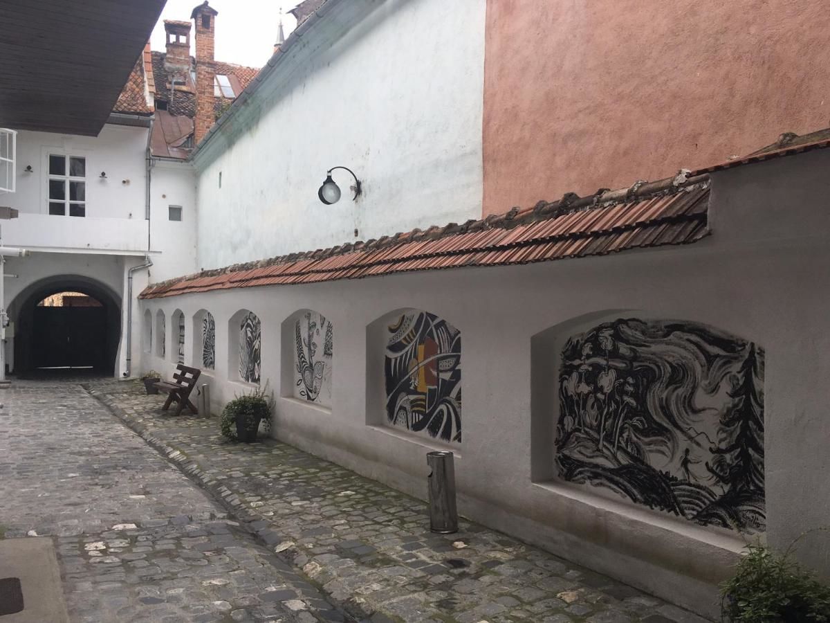 Гостевой дом Casa Sforii Brasov Брашов-9