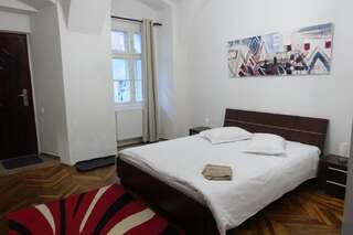 Гостевой дом Casa Sforii Brasov Брашов Апартаменты 3-5