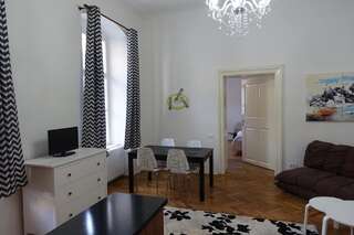 Гостевой дом Casa Sforii Brasov Брашов Апартаменты 14-1