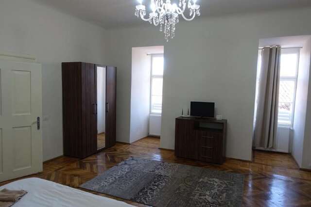 Гостевой дом Casa Sforii Brasov Брашов-44